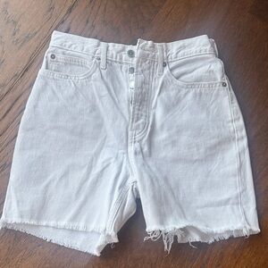 EVERLANE The Rigid Way-High Organic Cotton Short 26 in White